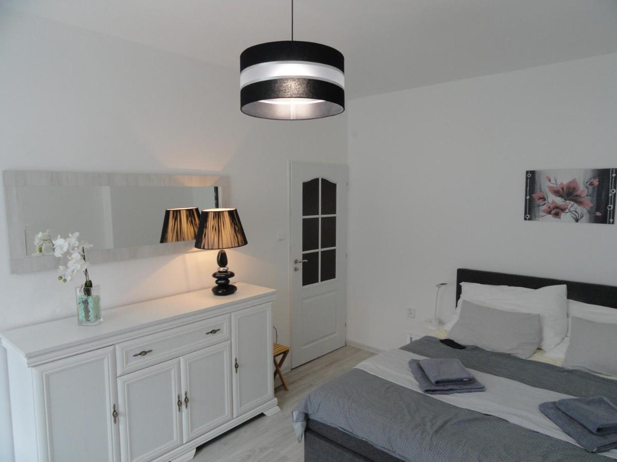 Apartman Sluka Їлемніце Екстер'єр фото