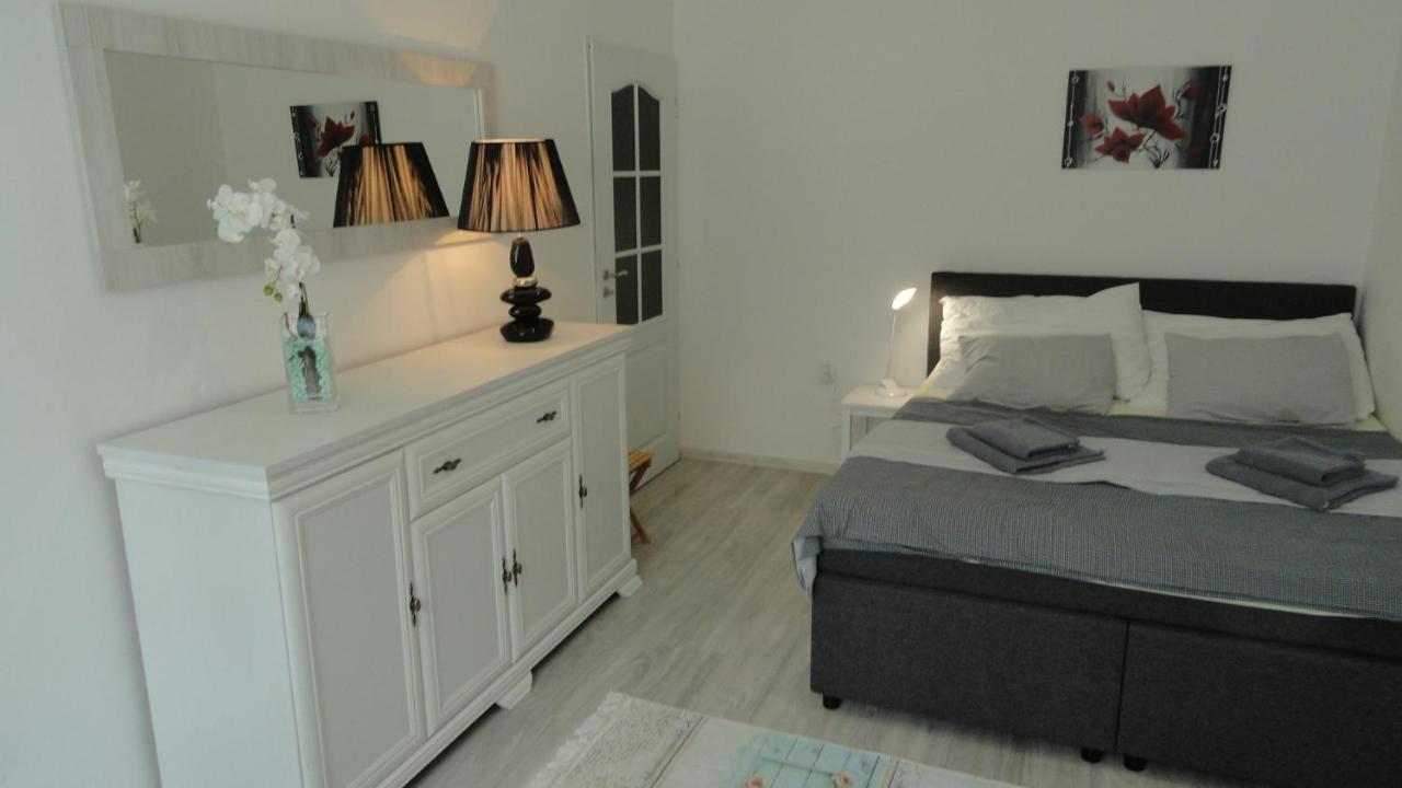 Apartman Sluka Їлемніце Екстер'єр фото